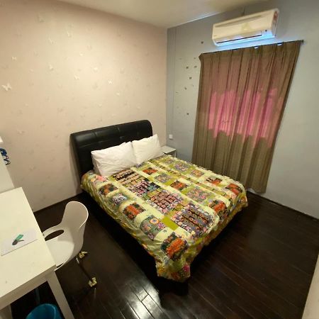Nancii Guesthouse Malakka Dış mekan fotoğraf
